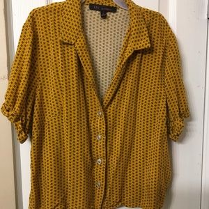 Short gold and black blouse